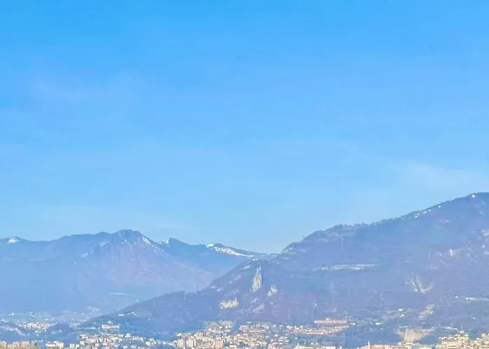 Casa Fiocco Vista 度假居 皮索涅