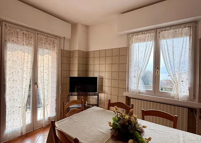 Casa Fiocco Vista 度假居 *